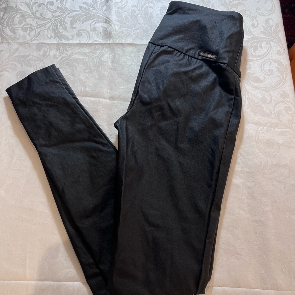 Iltm (I love Tyler Madison ) Vicky Vegan Soft Leather Pant Jogger Size xs